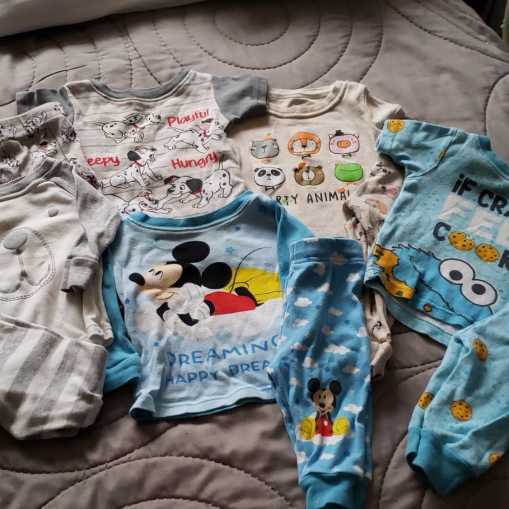 5 pair 12 mos baby boy  pajama bundle.